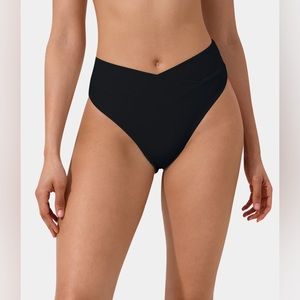 Halara Crossover Bikini Bottom Swimsuit Small Women’s Black NWT